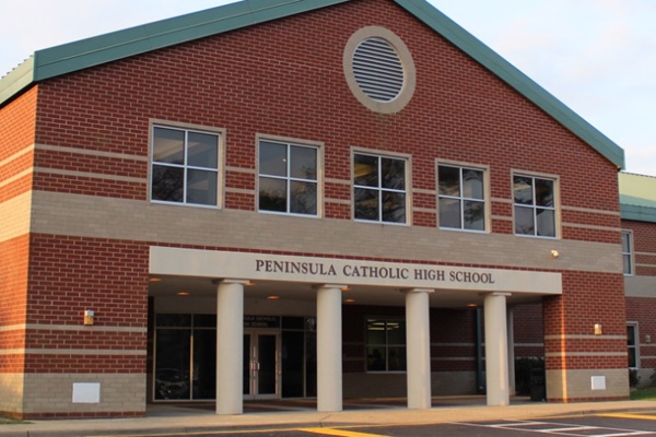 Virginia - Trường Trung Học Peninsula Catholic High School – USA